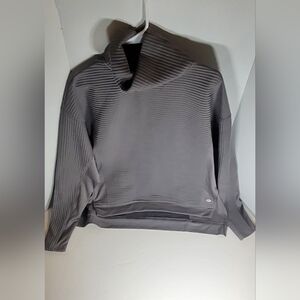 Tahari Gray Ribbed Sweatshirt Size M